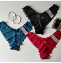 Fashion 4Pcs Breathtaking Sexy V-shaped Lace Thongs